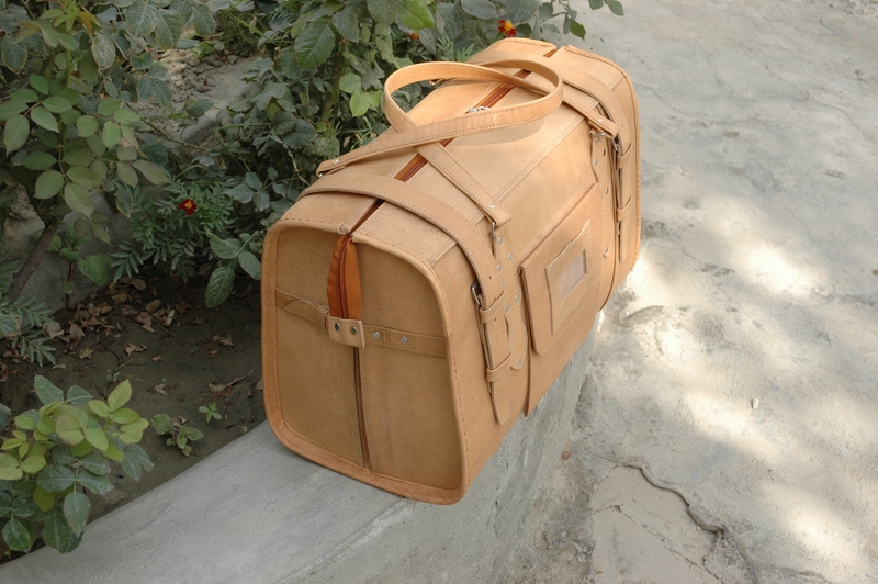 Gundara - Traveller Classic Medium - Side