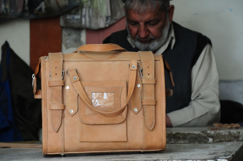 Gundara - Traveller Classic Small - small travel bag