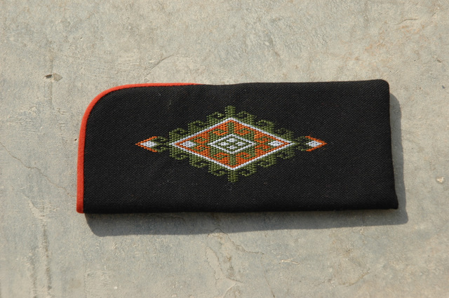 Zardozi - Brillenetui - Ainak - aus Afghanistan - fein hand-bestickt