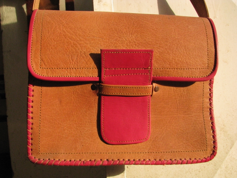 Gundara - Rouge - sac artisanal en cuir
