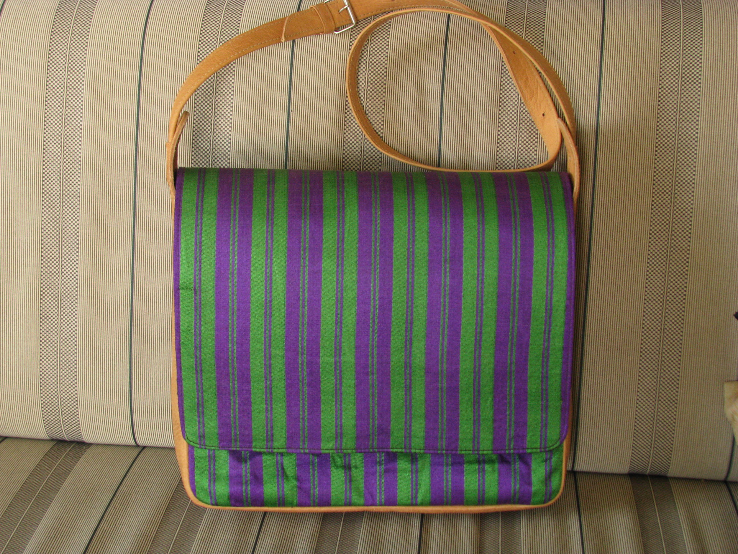 Un grand sac chopan