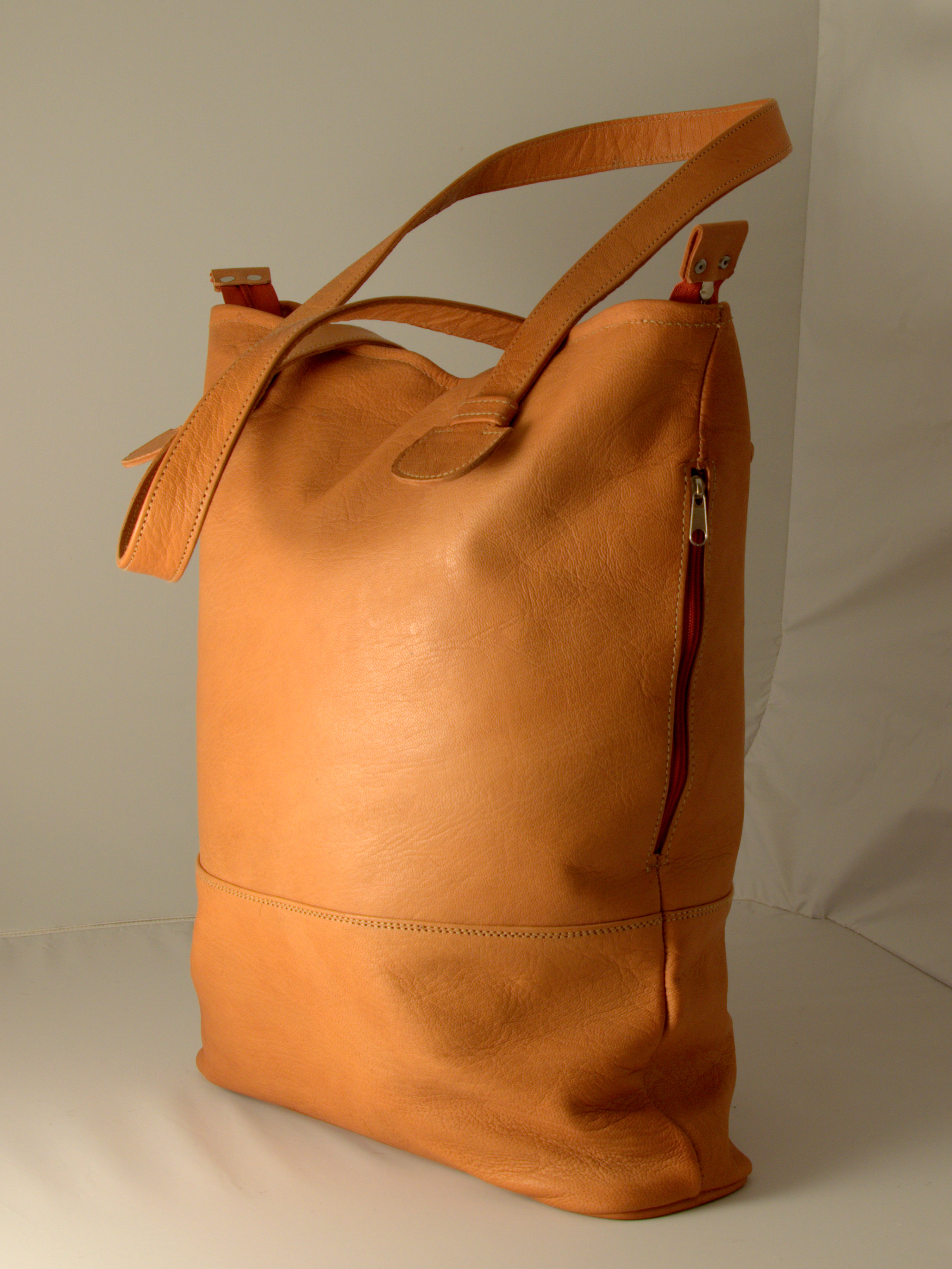 Gundara - Weekender Ehsan - fair trade from Afghanistan - naturally tanned leather