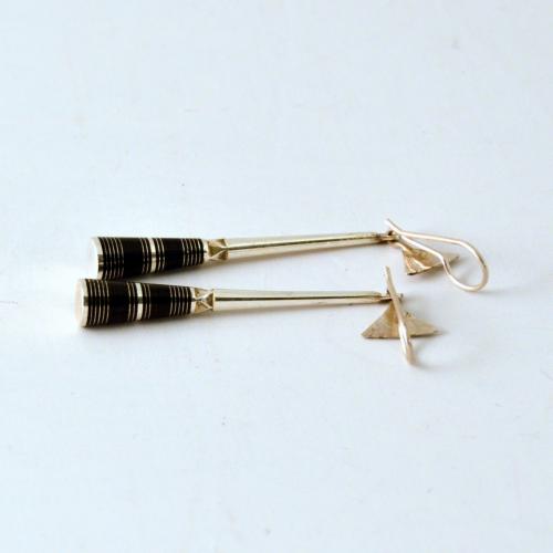 Tuareg earrings - handmade by Tuareg in Niger - pure silver - Gundara Handmade silver Tuareg earrings - fair trade from Niger - traditional Tuerag jewelry - Gundara