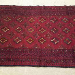 Adraskan red rug detail