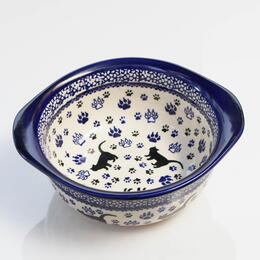 borscht bowl with a cat pattern
