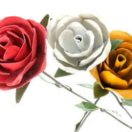 upcycling metal roses from zimbabwe - Shona Art