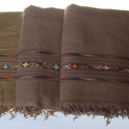 plaid brun motif croix
