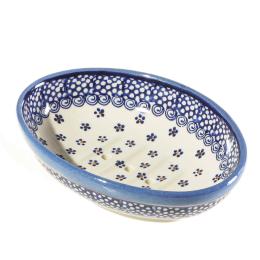 minimaslitic design with flowers