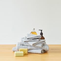 ligth grey linen towel